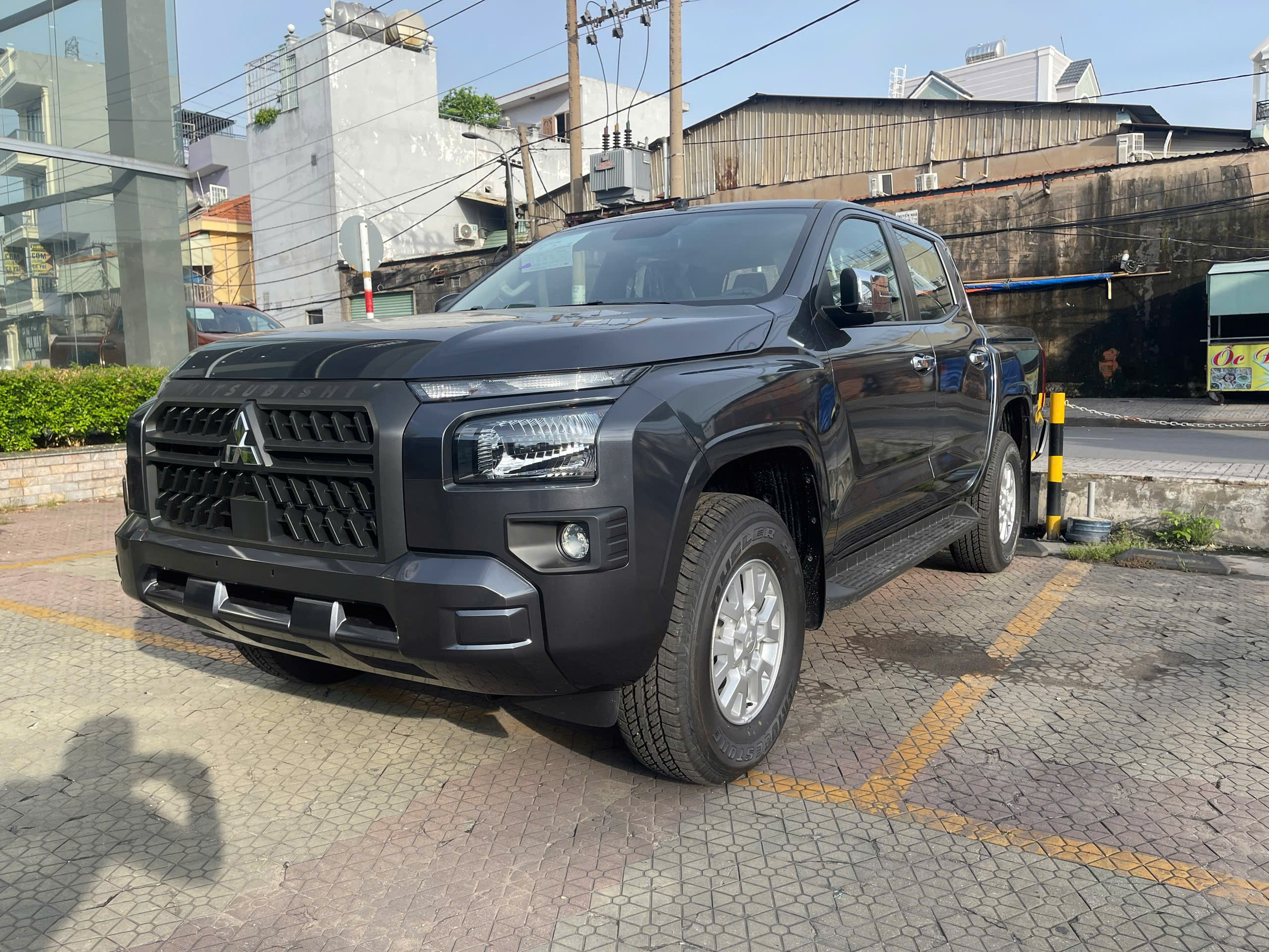 Mitsubishi Thủ Đức