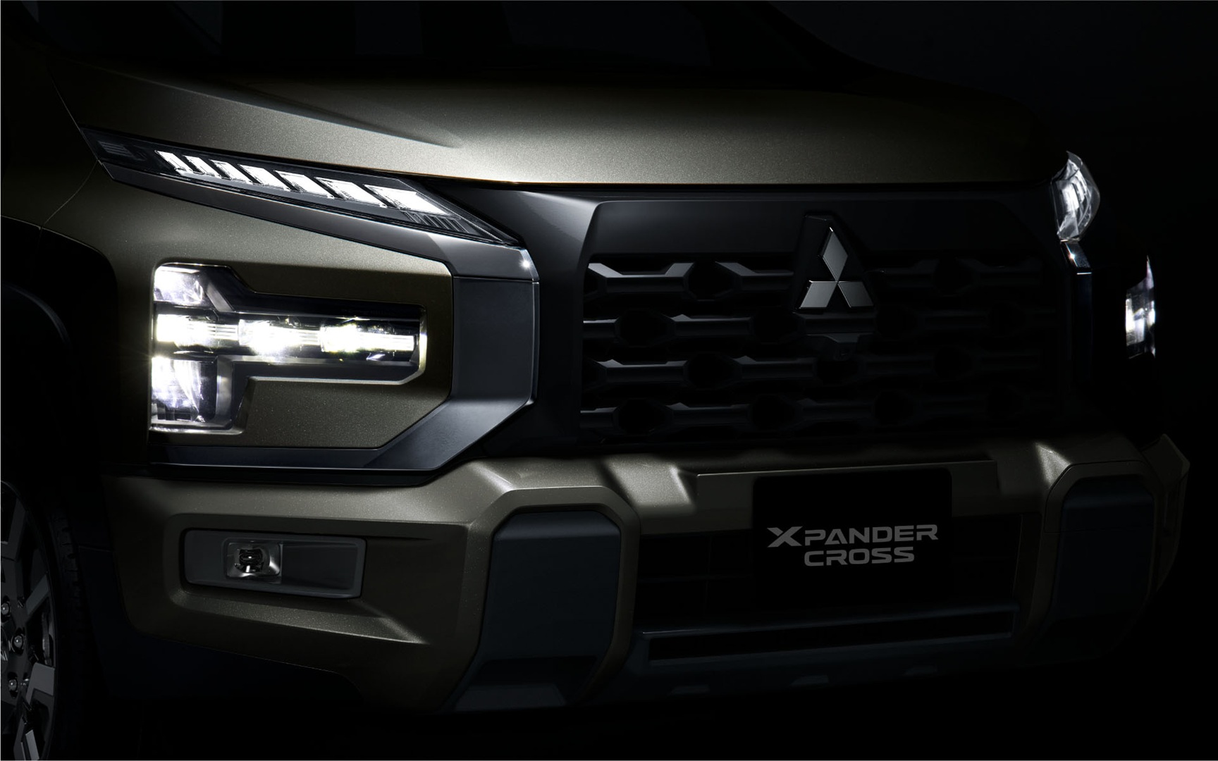 Đèn chiếu sáng LED T-shape phía trướcThiết kế đèn pha mới dạng chữ “T” nằm ngang đầy ấn tượng & hiện đại. Công nghệ LED thấu kính giúp chiếu sáng tốt hơn nhờ khả năng hội tụ ánh sáng